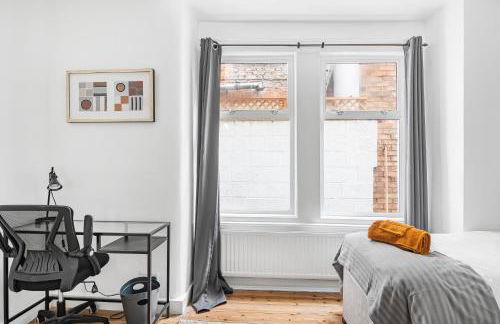 Urban Haven 2-Bedroom Apt, SW17 London - Sleep 5 - - Photo 7