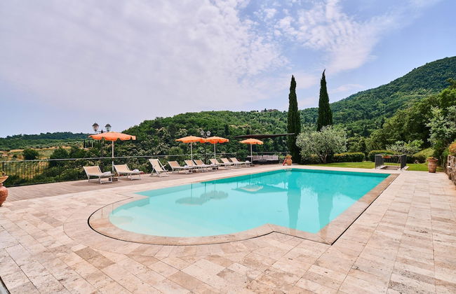 Farmhouse in Chianti With Pool and Garden - Foto 20