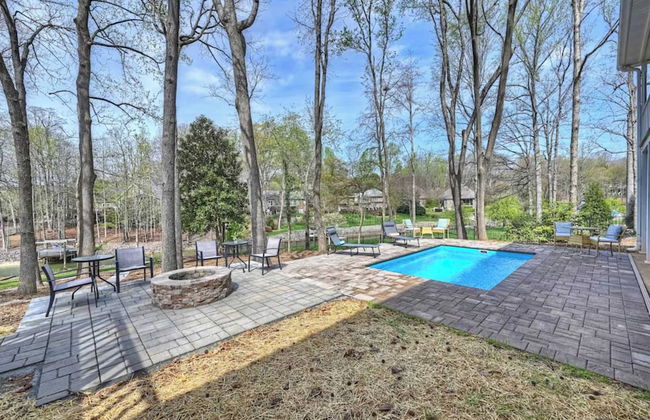 Porch Paradise by Avantstay New Pool, Firepit - Foto 5