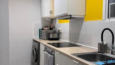 Alojamiento con encanto en planta superior ideal para trabajo y escapadas familiares en Montserrat - Foto 3