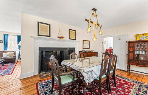 Mystic Riverfront Captain's Home - Foto 38