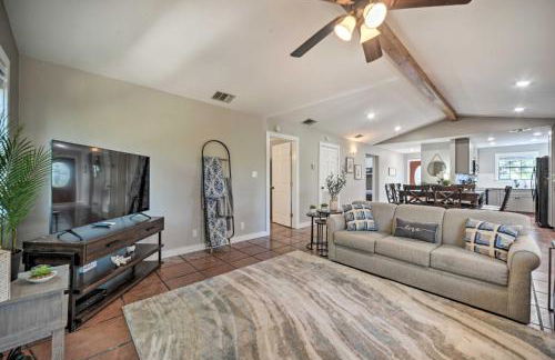 Canyon Lake Hideaway with Fire Pit and Yard! - Foto 11