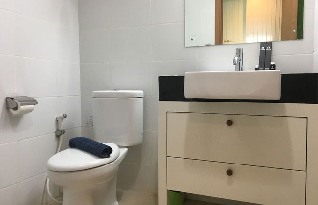 Stylish & Comfortable Studio at Beverly Dago Apartment - Photo 14