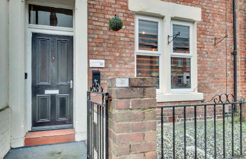 Newcastle CITY APT35,FREE STREET PARKING,4 BEDROOM HOUSE,8 SINGLE BEDS,FULL KITCHEN,ALL ROOMS WITH TVs,NETFLIX - Photo 12