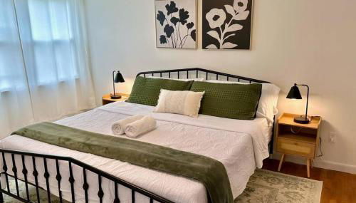 Mountain View Getaway - Stunning Views and Privacy - Photo 3, towels