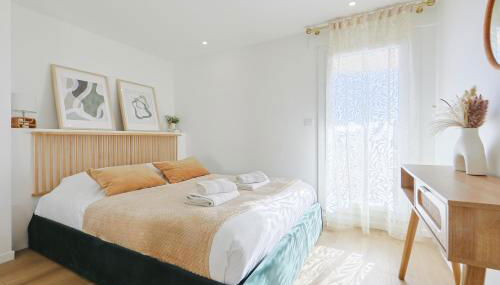 Vue mer sublime, terrasse ensoleillée et parking - Photo 4