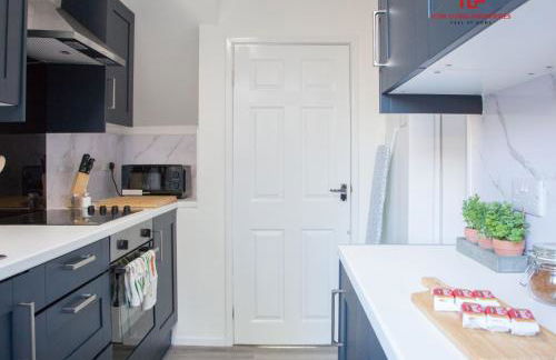 Spacious 7-Bed Home for Contractors & Families in St Helens - Foto 13