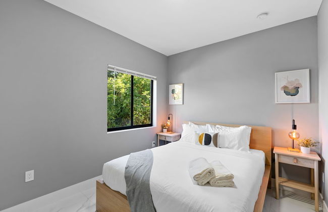 Charming Studio 5 Minutes From Wynwood - Photo 10