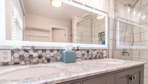 Fully stocked and spacious 2 Master Bdms, 2 min to medical district, LOCATION, COMFORT, LUXURY - Foto 5