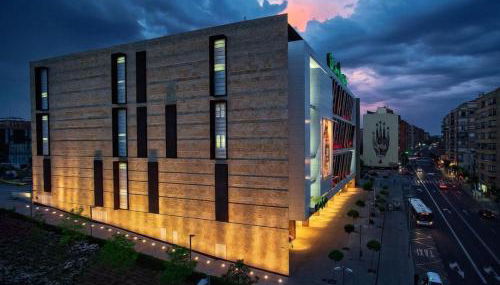 Apartamento Espacioso frente al Corte Ingles con plaza de garaje gratis - VU75 - Foto 5