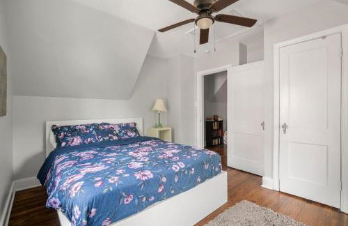 Private House + Yard Central Location to all RVA - Foto 52