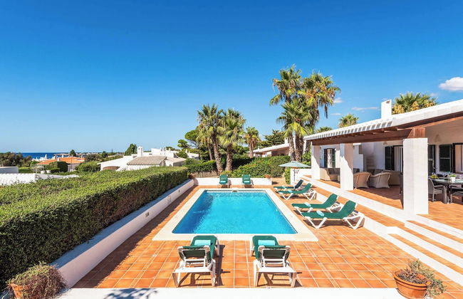 Bini Carmen - Photo 34