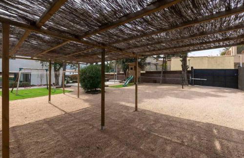 Naramia Sagaro Villa - with Pool-garden-10 Pax - Foto 35