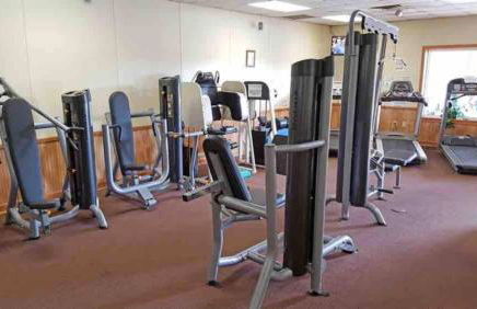 Serenity Falls - Stylish 4Bdr Mountain Retreat, Hot Tub, Pool - Foto 52