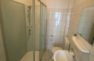 MonteurzimmerKING Leipzig-West - Foto 9