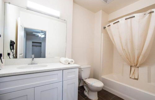 Vistas 202- Modern Sierra Vista 1bd great location - Foto 8