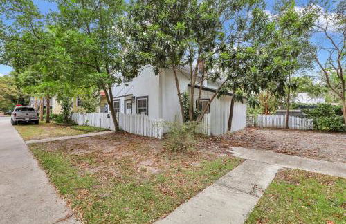 The Workshop - Photo 42