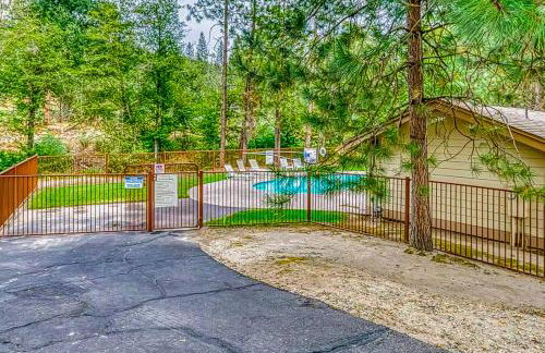 Creekside & Cozy - Foto 25