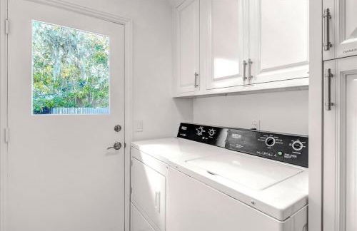 Pebble Beach Barking Seals - 5min Walk to the Beach! - Foto 60