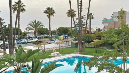 Casa Maripepa en Benajarafe - Photo 1