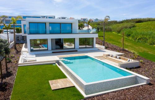 Peralta Beach - Award Winning Exquisite Dream Villa with Infinity Pool - Foto 28