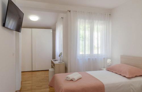 Pine Tree Apartment Zanetic - Photo 28