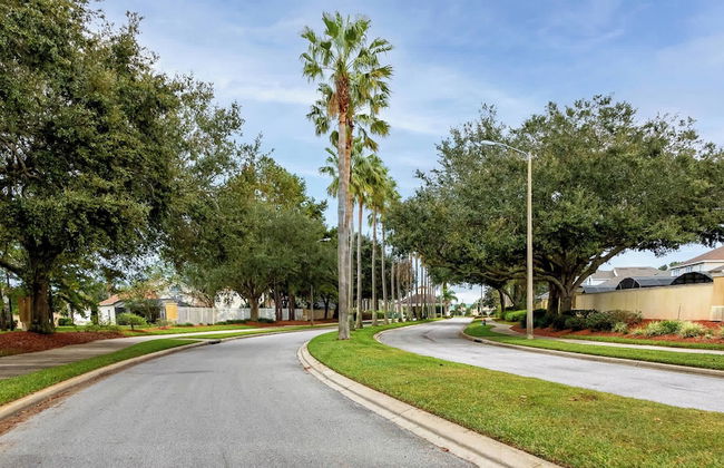 Mickey's Hide Away Screened-in Pool - Foto 43