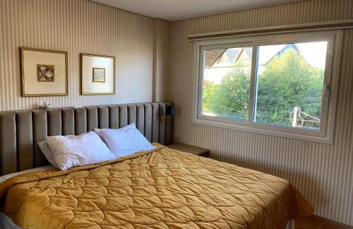 Apartamento de 2 quartos alto padrão em Gramado- 5 minutos do centro - Foto 2