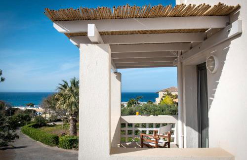 Almyra Seaside Villa with Private Pool - Sleeps 9 - Photo 16