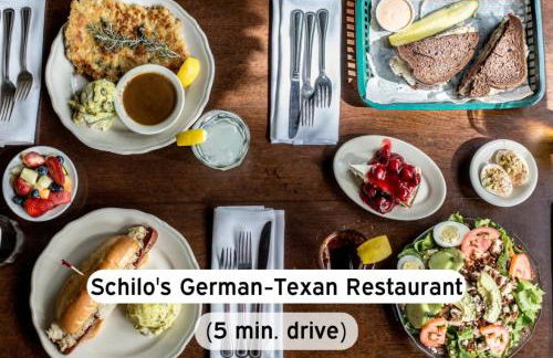 Chic 1BR w Gym & Parking Near Rvrwalk & Dome - Foto 18