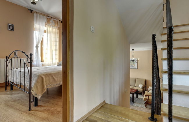 Well Maintained Holiday Home With Private Heated Pool Near the Beach - Foto 3