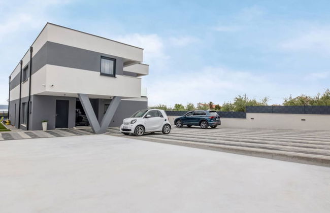 Moonlit Mirage Villa With Pool, Gym and Sauna - Foto 43