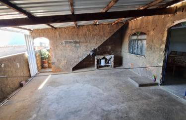 Super Confortável, WiFi Rápido, Garagem Coberta, 2 Banheiros, Suíte, 3 Quartos, Microondas, Cozinha Grande Completa, Mesa de Jantar Grande, Entrada Privativa, Perto do Shopping Pátio Matosinhos, 5 min do Centro Histórico - Foto 49