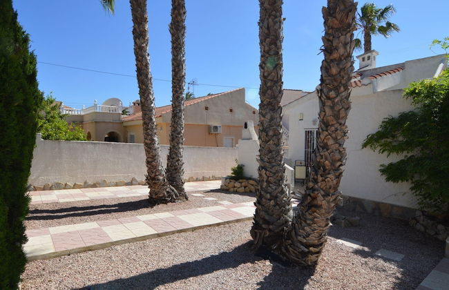 Modern Villa in Rojales with Hot Tub & Private Pool - Foto 28