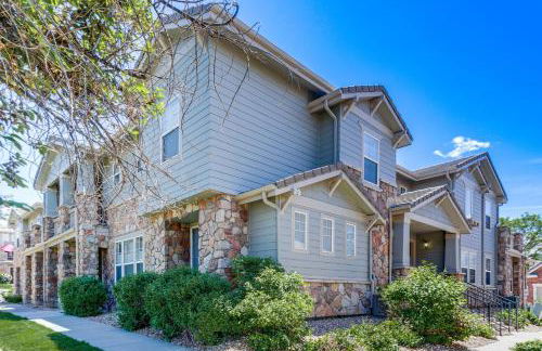 Seasonal Pool, Balcony Quiet and Cozy Aurora Condo! - Foto 27