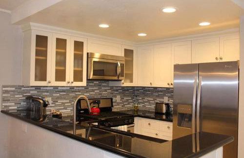 MAGICAL Xcape, POOLS-SPA, WALK 2 DISNEY, CENTRAL AC-HEAT, FULLY EQUIPPED, 2 FREE PARKING SPACES, OWNER MGMT - Foto 42