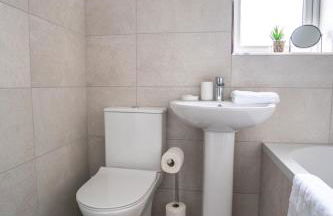 Caledonia Apartment - Photo 15