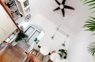 Salt & Stone Villa - Photo 19