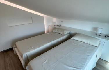 Ale Mare - Attico con idromassaggio vista mare - Foto 10