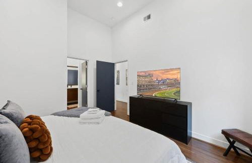 Urban Bourbon Escape - Downtown Louisville Getaway - Foto 25