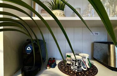 1Bd Apt City Centre Contractor Friendly - Foto 12