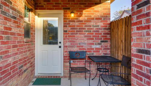 1 Mi to Historic Dtwn Weatherford Home with Yard - Foto 3