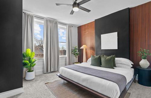 Brick and Modern on Miami St By StayLage - Foto 5