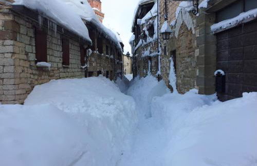 MANSARDA VITI - Sguardo su Frontone - - Foto 50