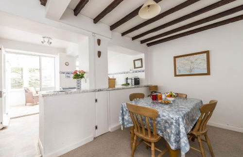 Jurassic Cottage - Photo 9