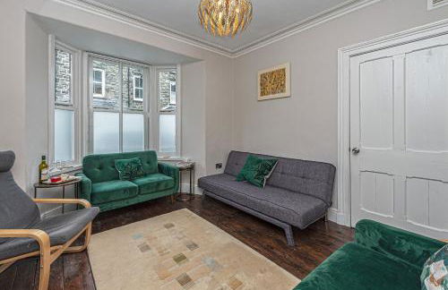 Character Townhouse in Town Centre & Superb Views - Foto 17