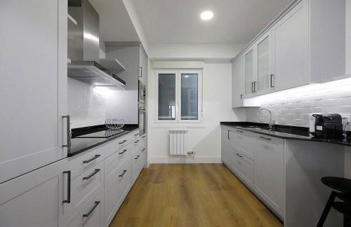 Apartamento con Parking a 15 de la playa - Foto 4