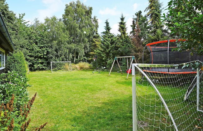 6 Person Holiday Home in Hojby - Foto 24