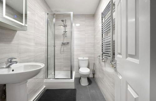 Stylish Studio room in Mill Hill - Photo 9