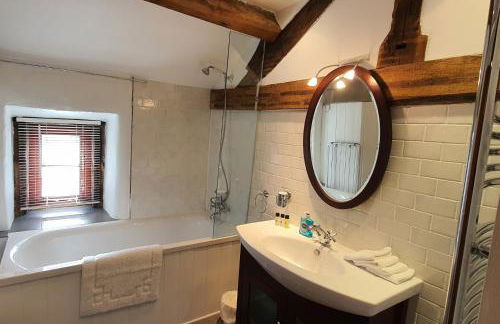 Westdale Cottage, Elton in the Peak District - Photo 9